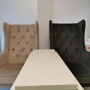 https://luxury-apartment-warsaw.warsawhotelspoland.com